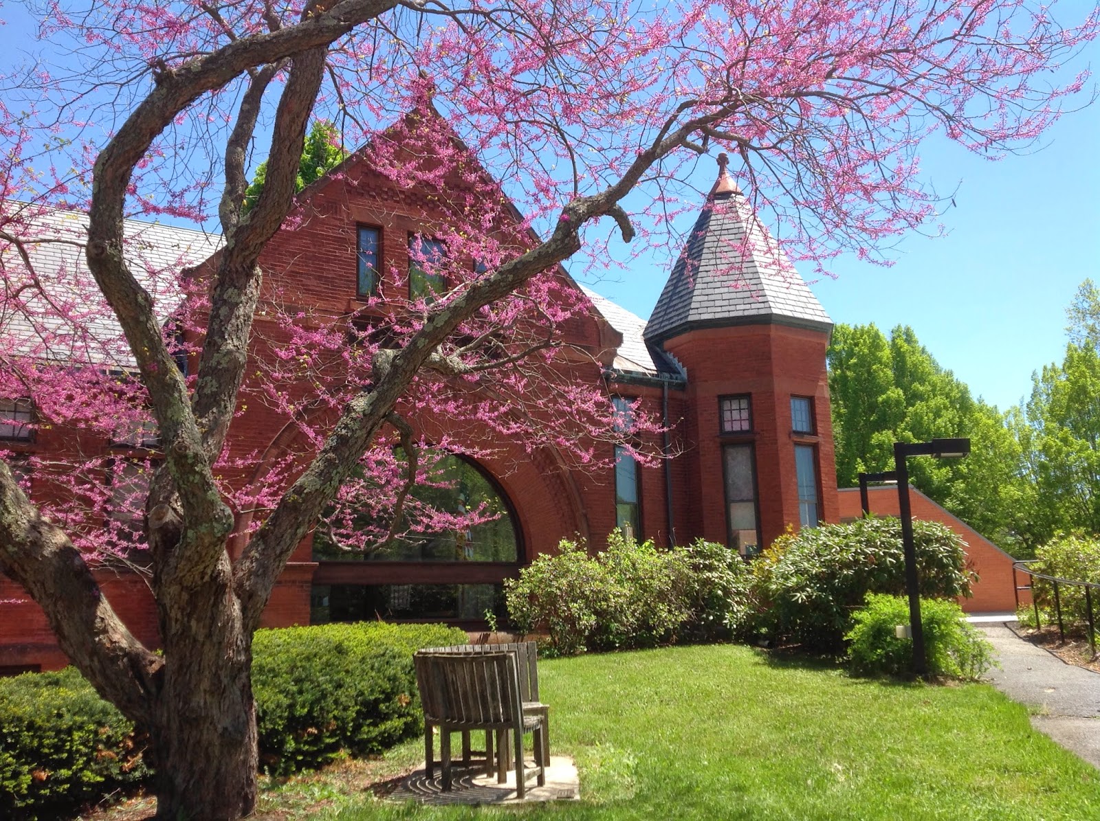 Randall Library, Stow