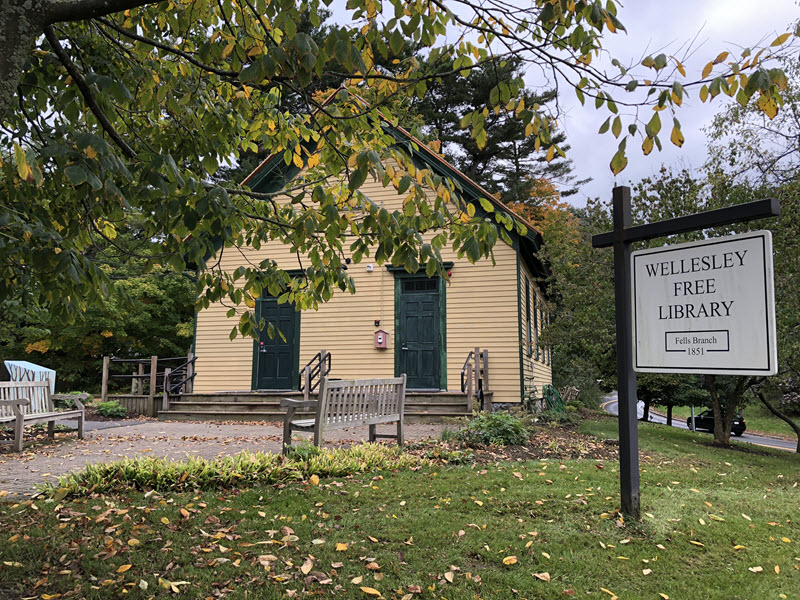 Wellesley Free Library, Fells Branch